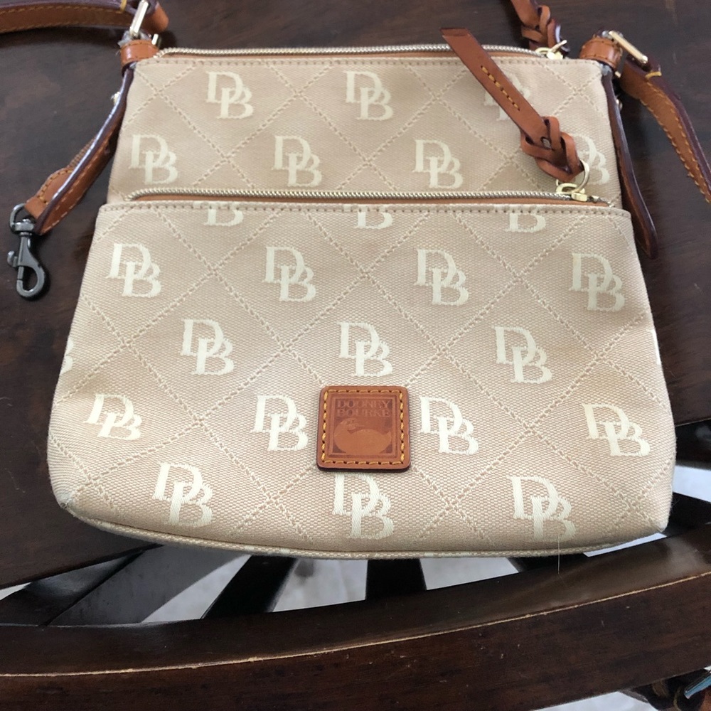 Dooney and Bourke Bag